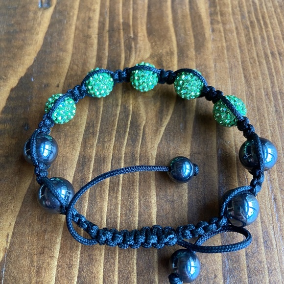 New Sparkly Green Shamballa Bracelet - Picture 3 of 3